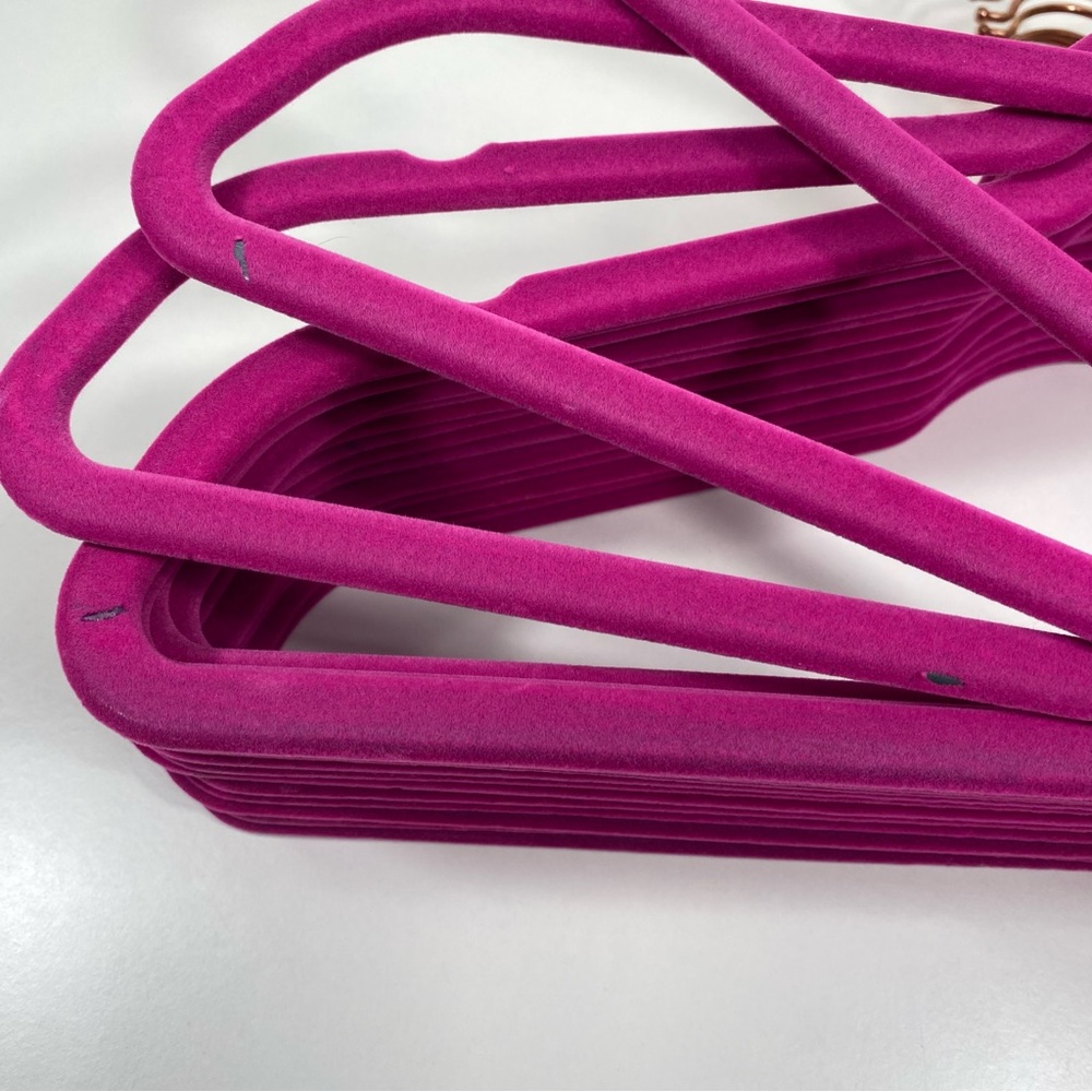 20 Juicy Couture Hot Pink Velvet & Rose Gold Luxe Fashion Style Wardrobe Hangers - Picture 7 of 10